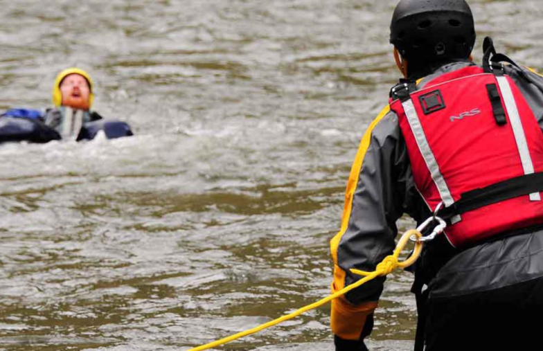 RESCATE ACUATICO